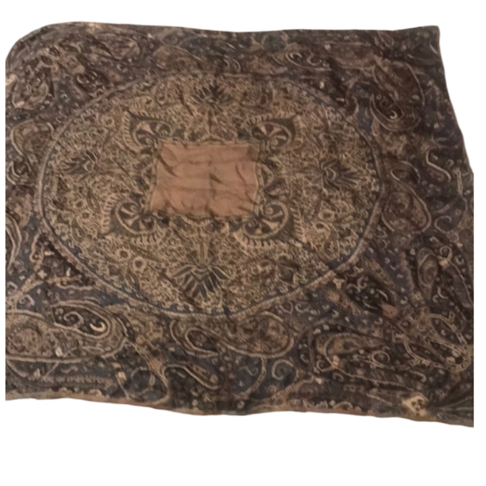 Perry Ellis vintage Large Scarf 35”x34”